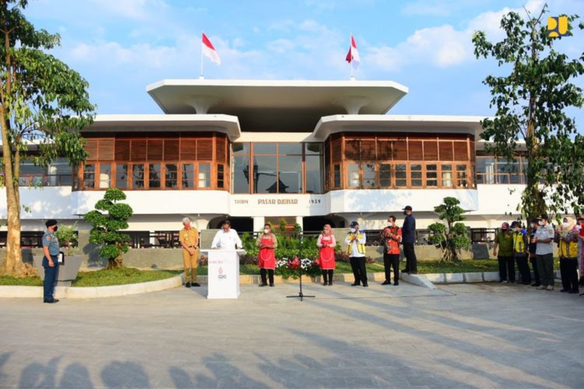 Proyek Pasar Johar dan Alun-Alun Semarang dengan dukungan excavator Sewaexca.id