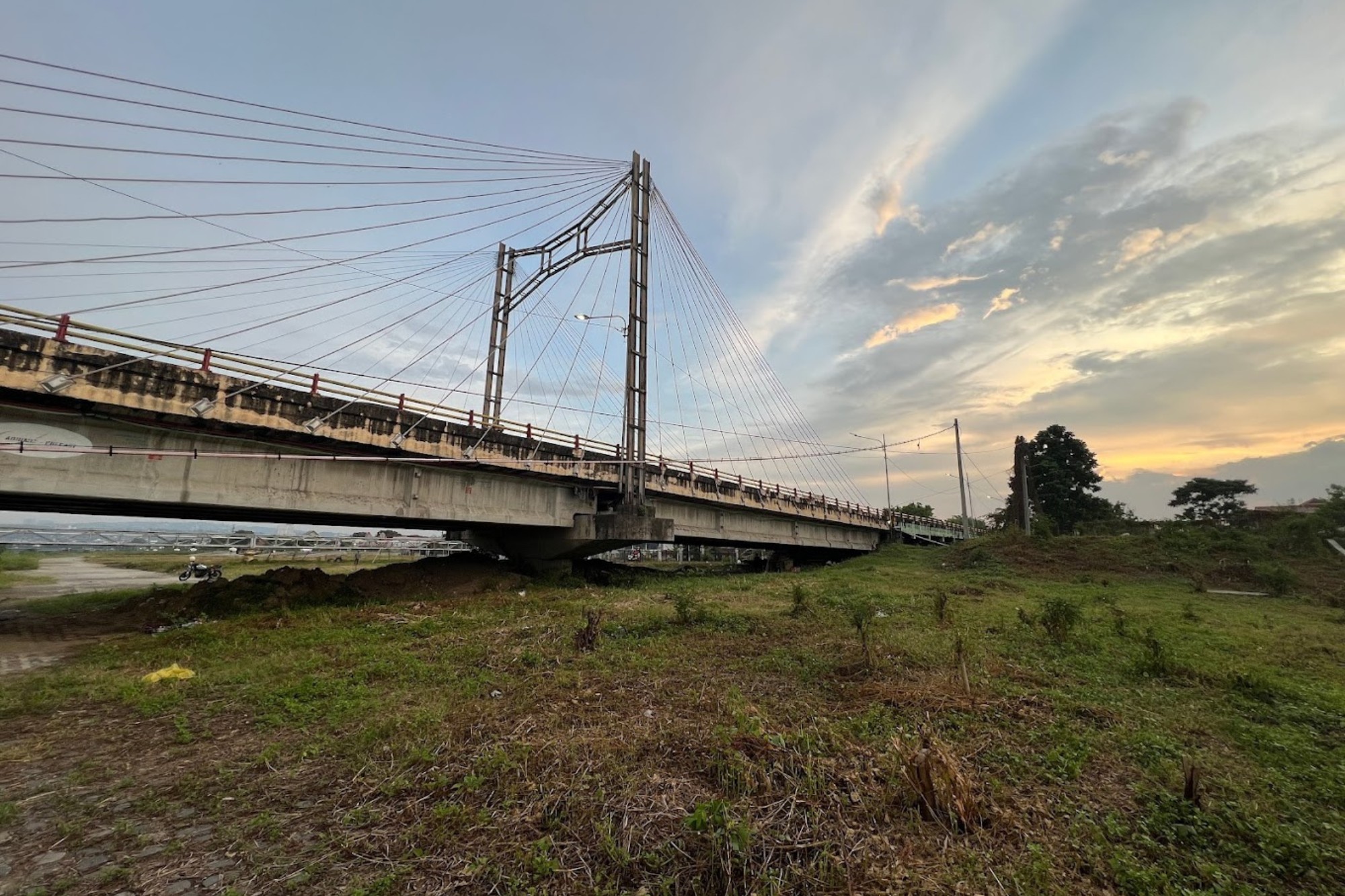 Proyek Flyover Kartini dengan layanan excavator untuk infrastruktur